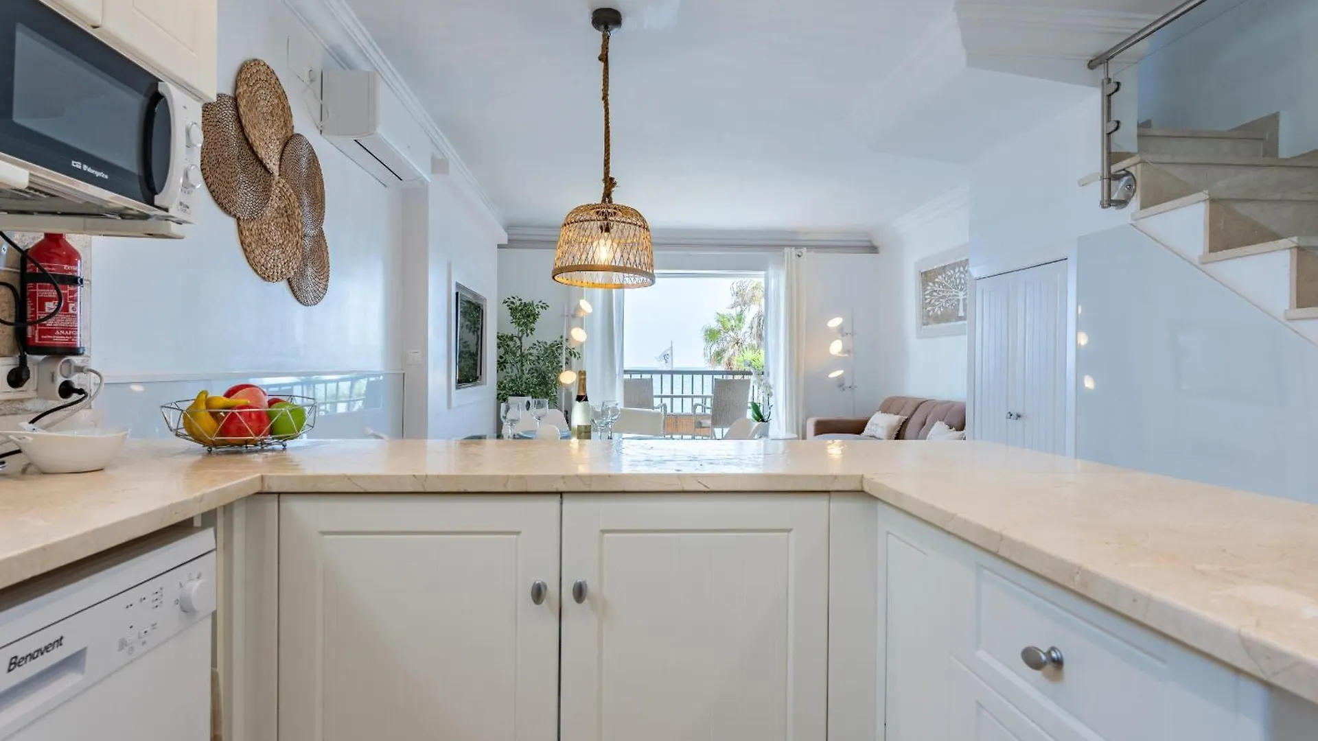 Dona Lola Micaela Beach Front Duplex 2 Bedroom Apartment - Open Sea And Beach Views Surrounded By Bars And Restaurants - Costa Del Sol - Cs199 Mijas